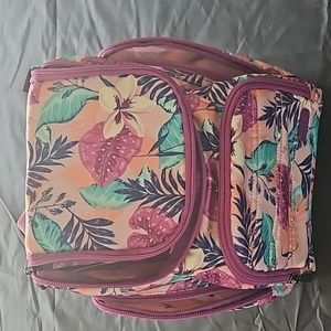 Lug Caddy hanging toiletry